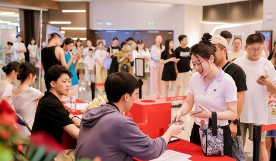 山东首家4K LED焕影岛影厅点亮淄博！沃美影城开启沉浸观影新纪元